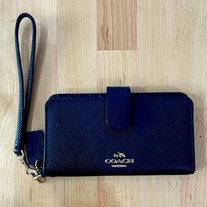 Coach black leather cellphone wristlet